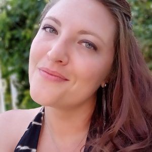 RENEE-KLOPSCH-AMERICAN-LIVING-IN-ROMANIA